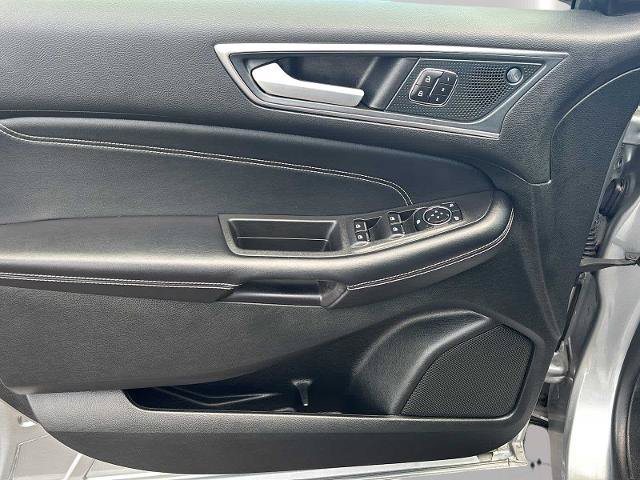 Certified 2024 Ford Edge Titanium AWD/4WD image 23