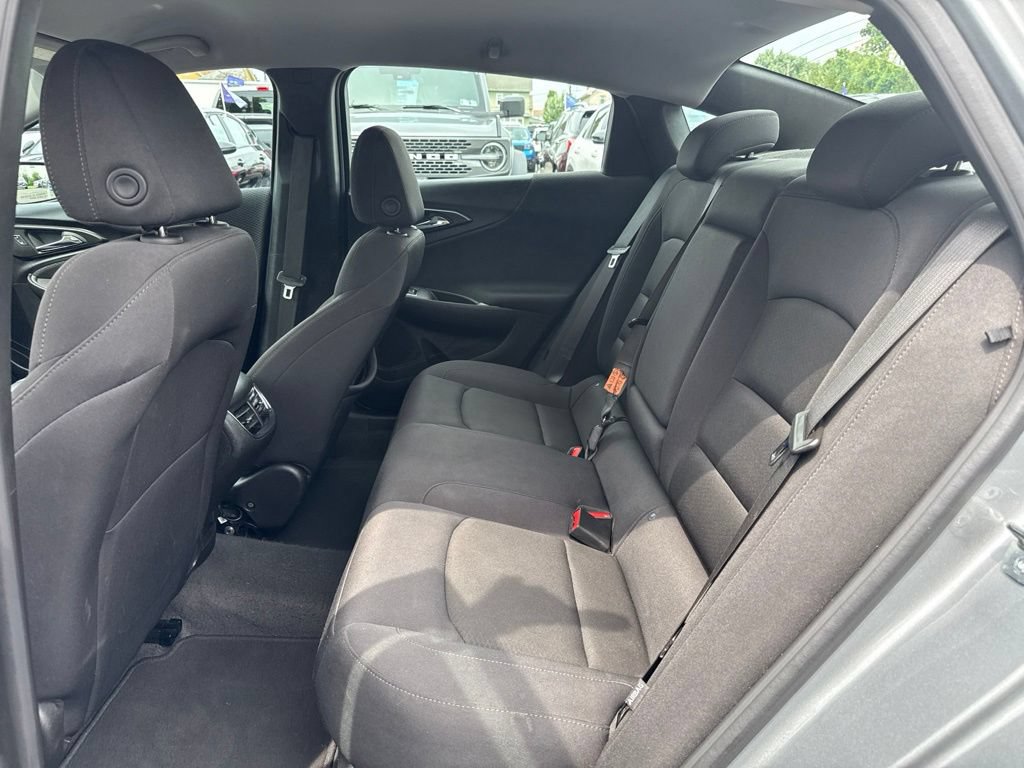 Used 2024 Chevrolet Malibu LT FWD image 15