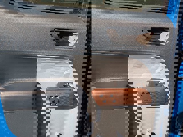 Certified 2022 Ford Maverick Lariat w/ Lariat Luxury Package image 28