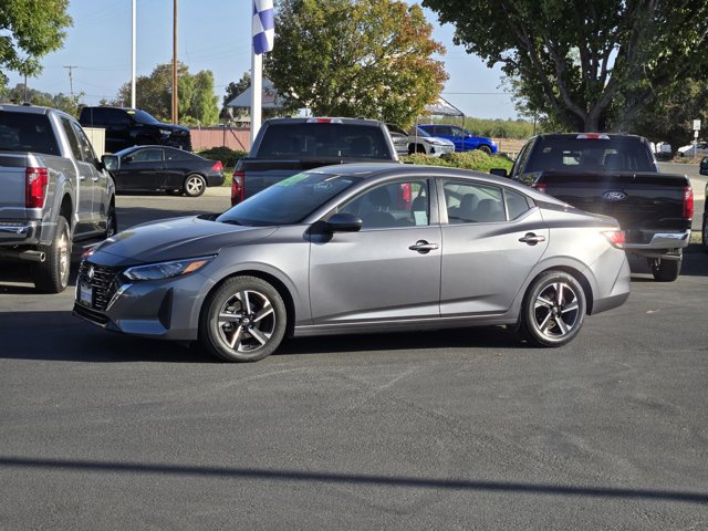 Used 2025 Nissan Sentra SV FWD image 6