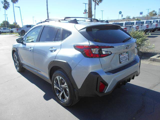Used 2024 Subaru Crosstrek 2.0i Premium AWD/4WD image 3