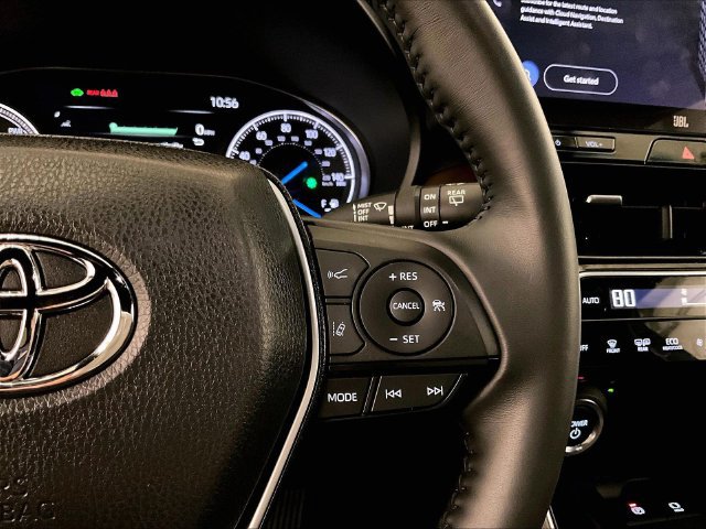 Used 2024 Toyota Venza XLE AWD/4WD image 18