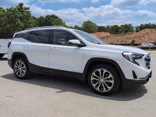 Used 2020 GMC Terrain SLT w/ Preferred Package FWD image 2