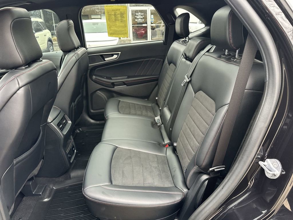 Certified 2024 Ford Edge ST-Line AWD/4WD image 23