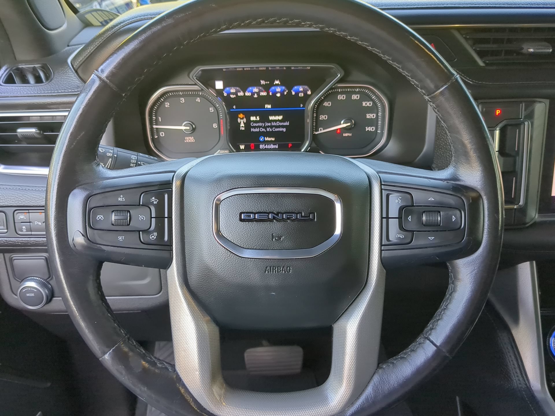 Used 2021 GMC Yukon Denali RWD image 69