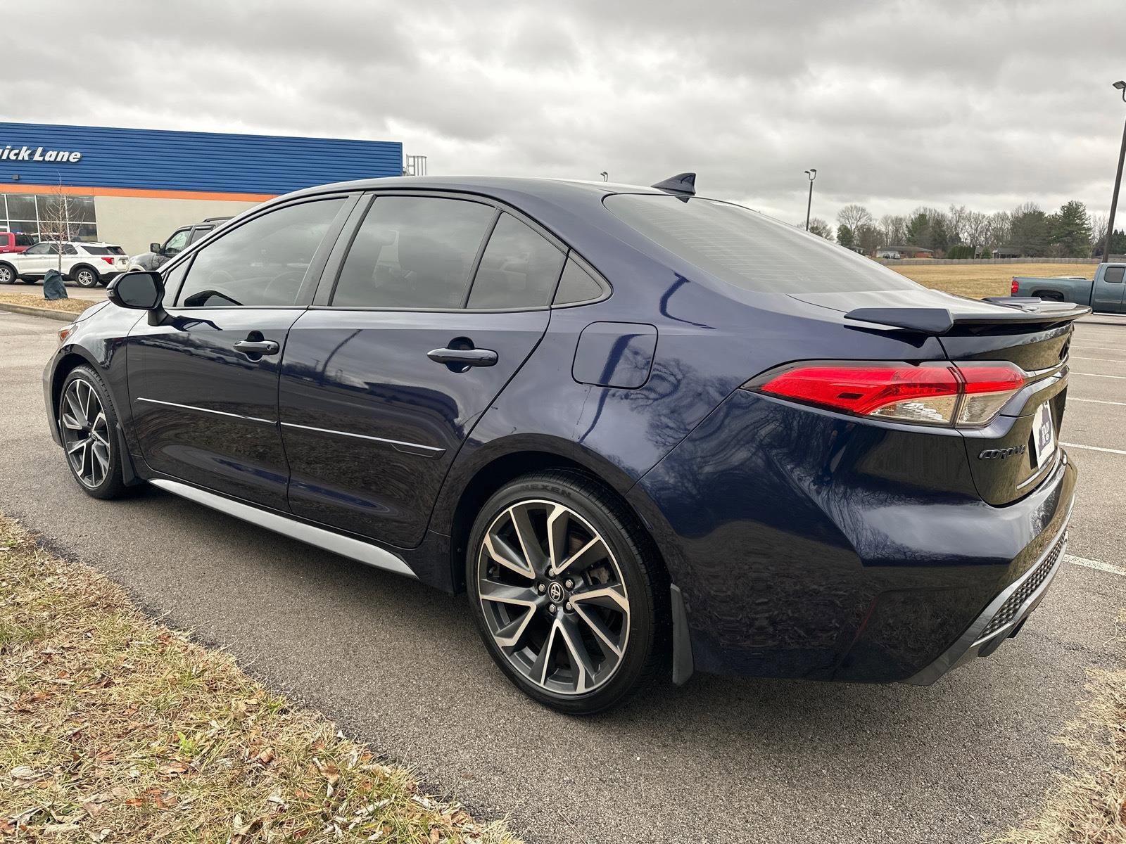 Used 2021 Toyota Corolla SE w/ Carpet Mat Package (TMS) image 5