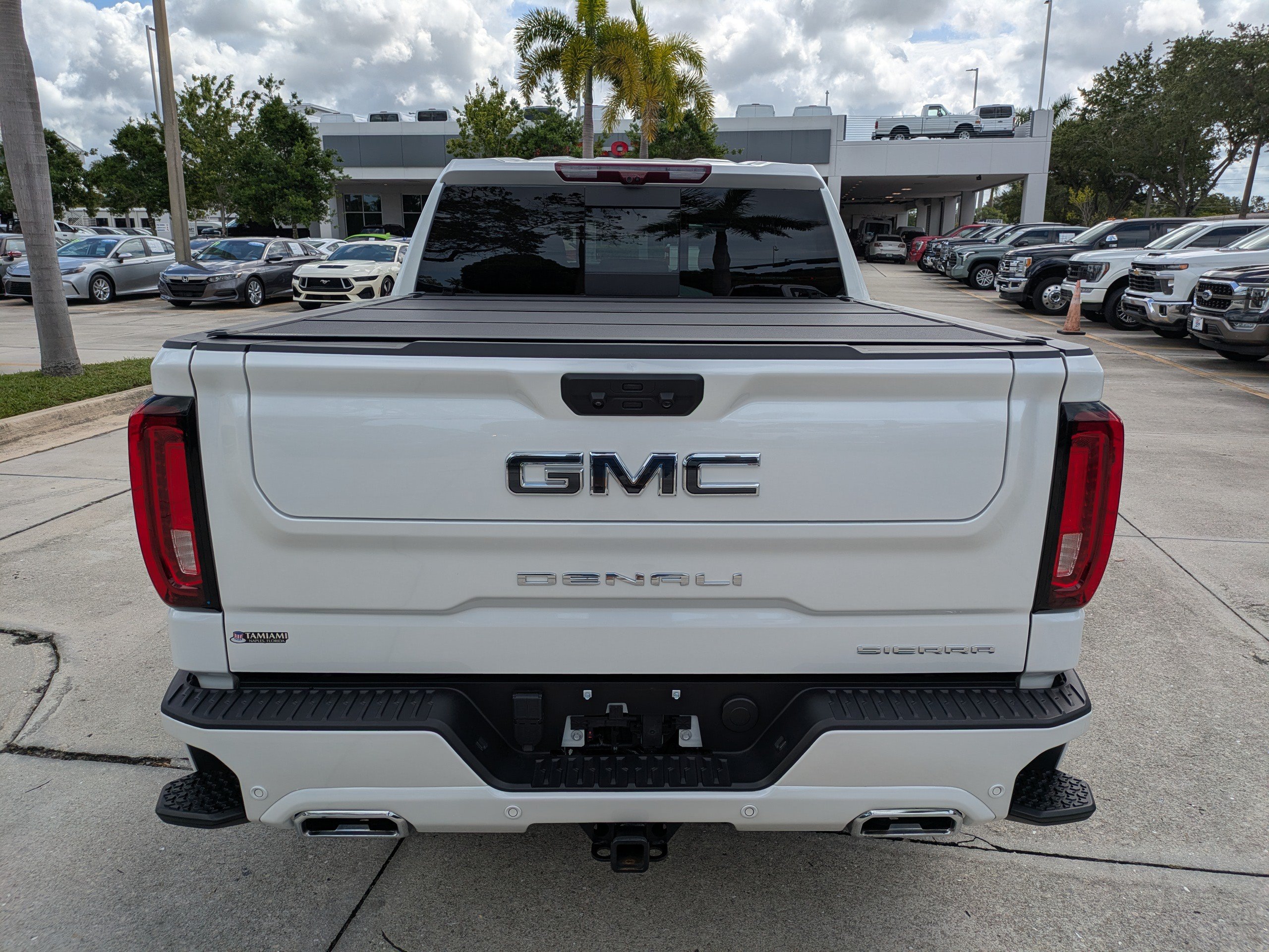 Used 2025 GMC Sierra 1500 Denali Ultimate AWD/4WD image 5
