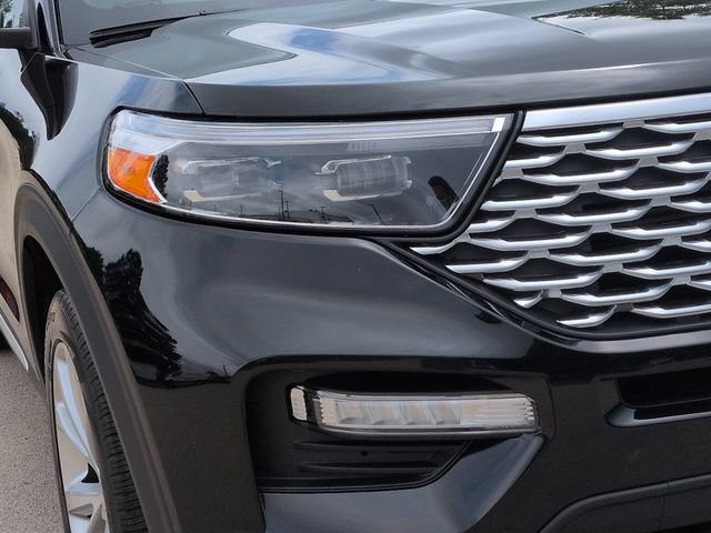 Certified 2023 Ford Explorer Platinum w/ Technology Package AWD/4WD image 11