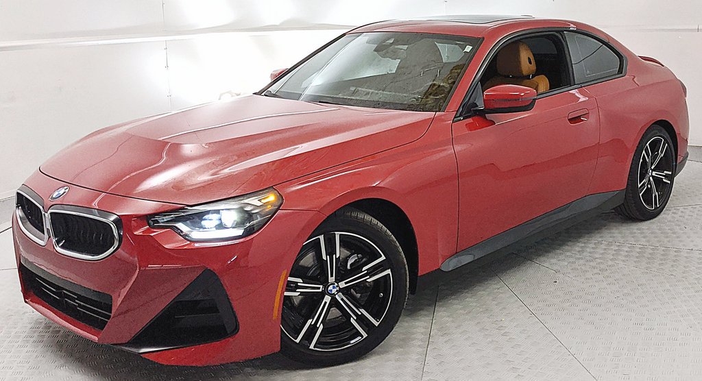 Used 2024 BMW 230i xDrive Coupe w/ M Sport Package AWD/4WD image 6