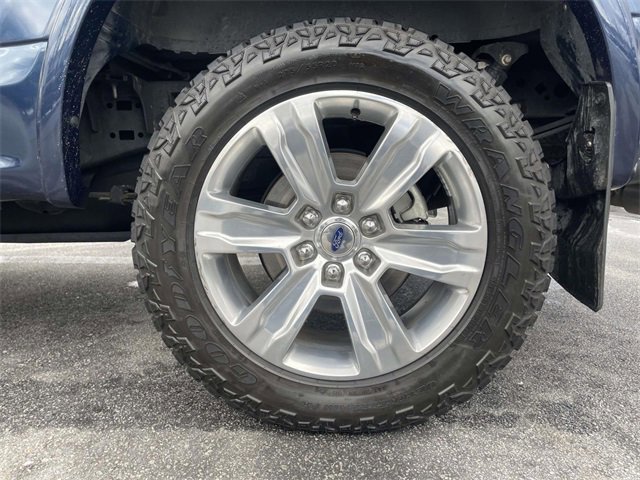 Certified 2018 Ford F150 Platinum w/ Equipment Group 701A Luxury image 9