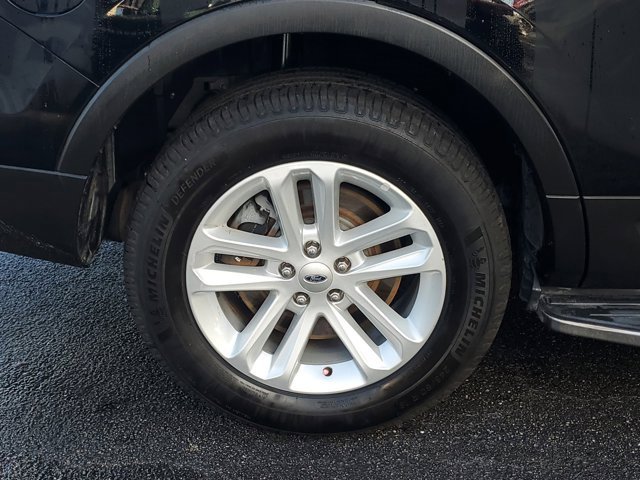 Certified 2017 Ford Explorer XLT image 7