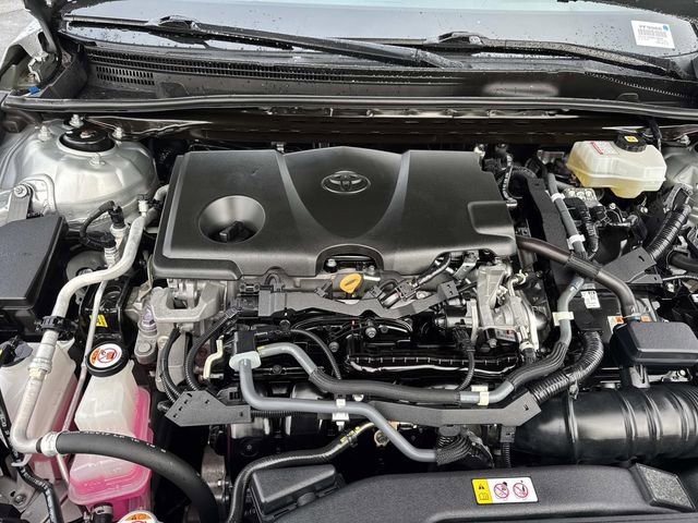 Used 2021 Toyota Avalon Limited image 36