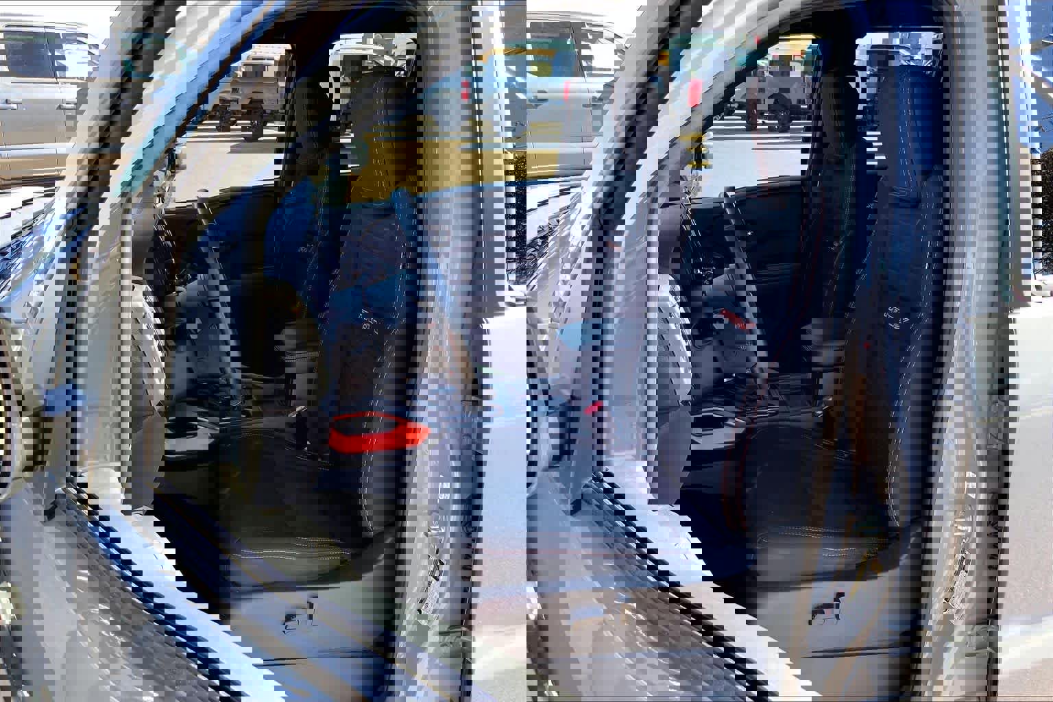 Used 2023 Nissan Frontier Pro-X w/ Tow Package image 7