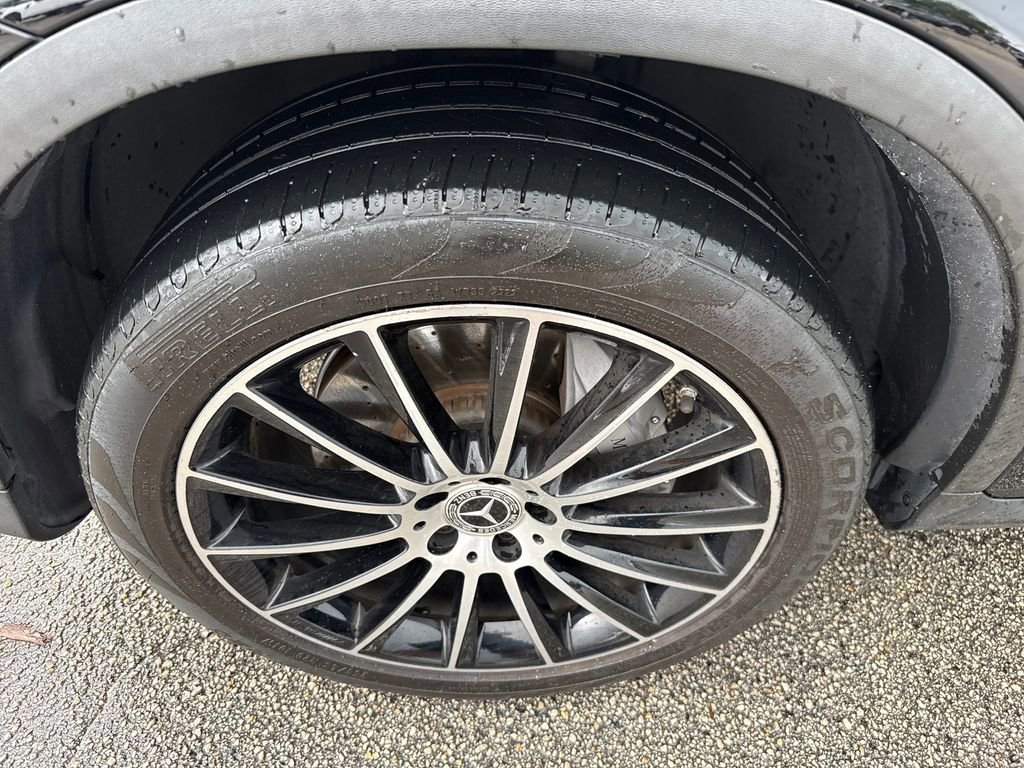 Used 2019 Mercedes-Benz GLC 300 image 12