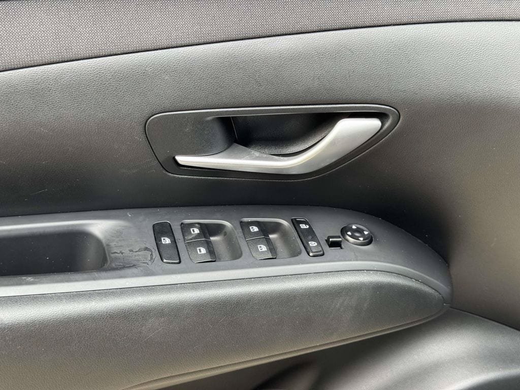 Used 2024 Hyundai Tucson SEL w/ Convenience Package FWD image 19