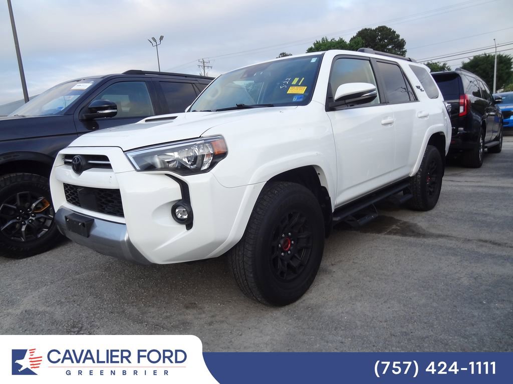 Used 2023 Toyota 4Runner TRD Off-Road Premium w/ Off Road Premium Plus Package AWD/4WD image 3