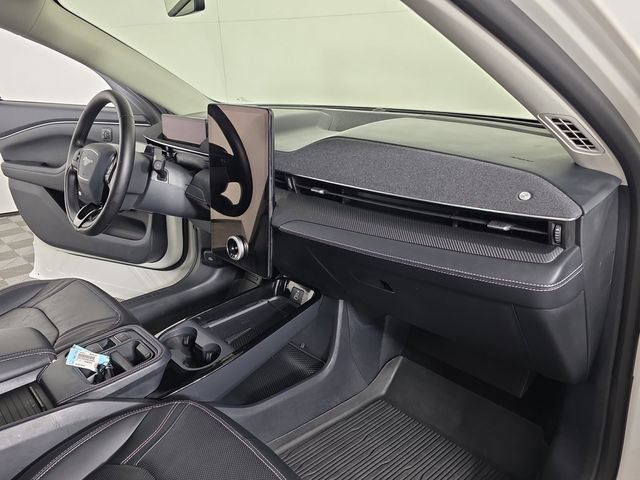 Certified 2025 Ford Mustang Mach-E Premium w/ Interior Protection Package AWD/4WD image 19