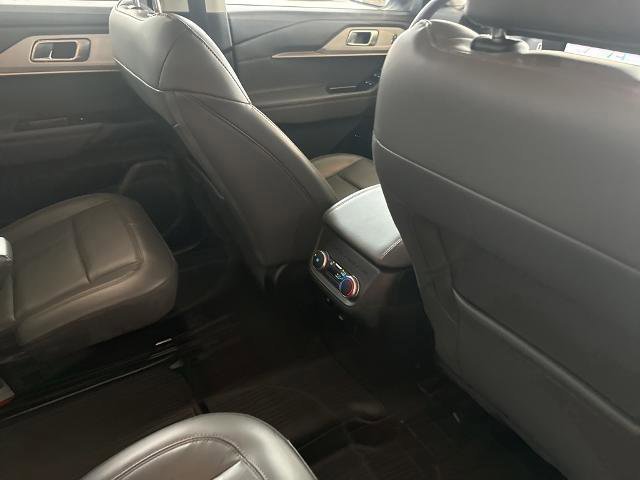 Certified 2025 Ford Explorer Active w/ Active Comfort Package image 22