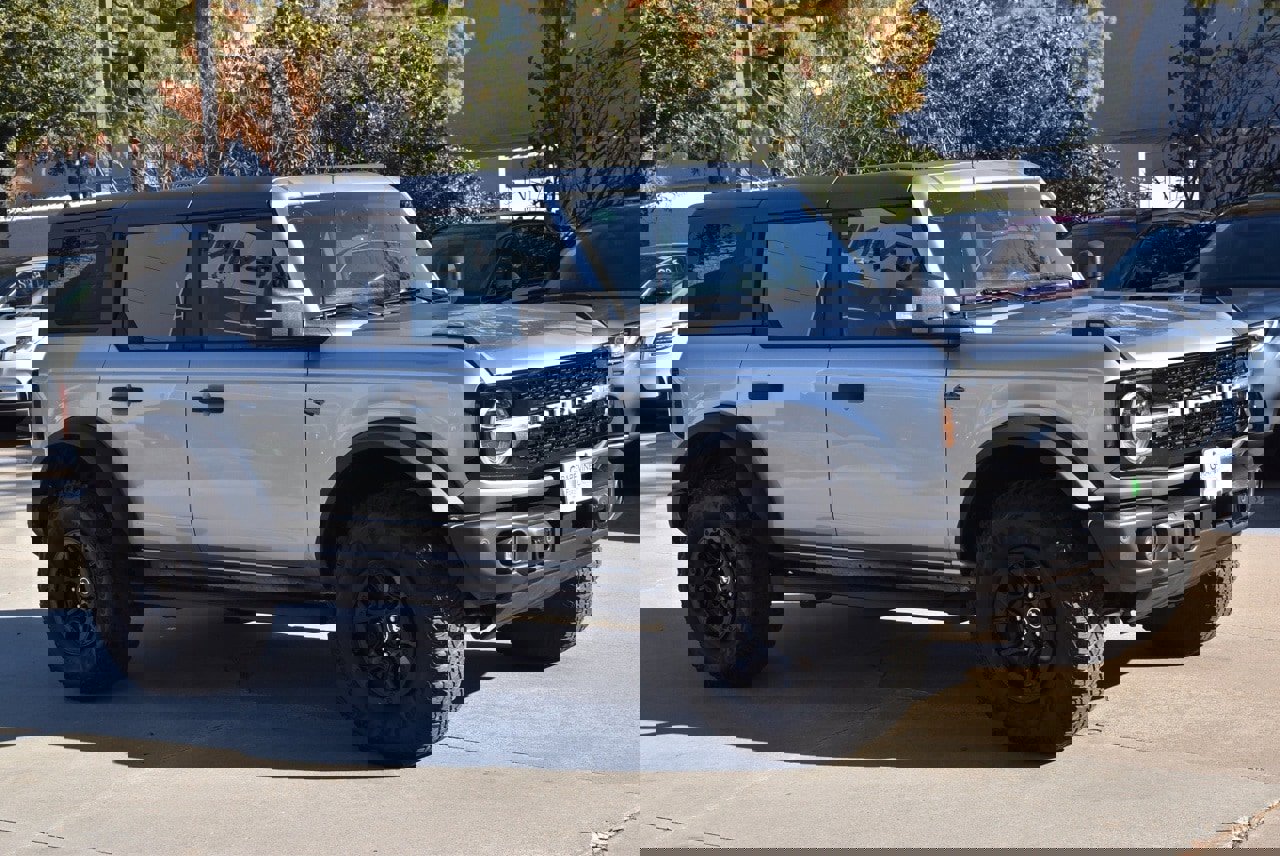 Certified 2023 Ford Bronco Wildtrak image 5