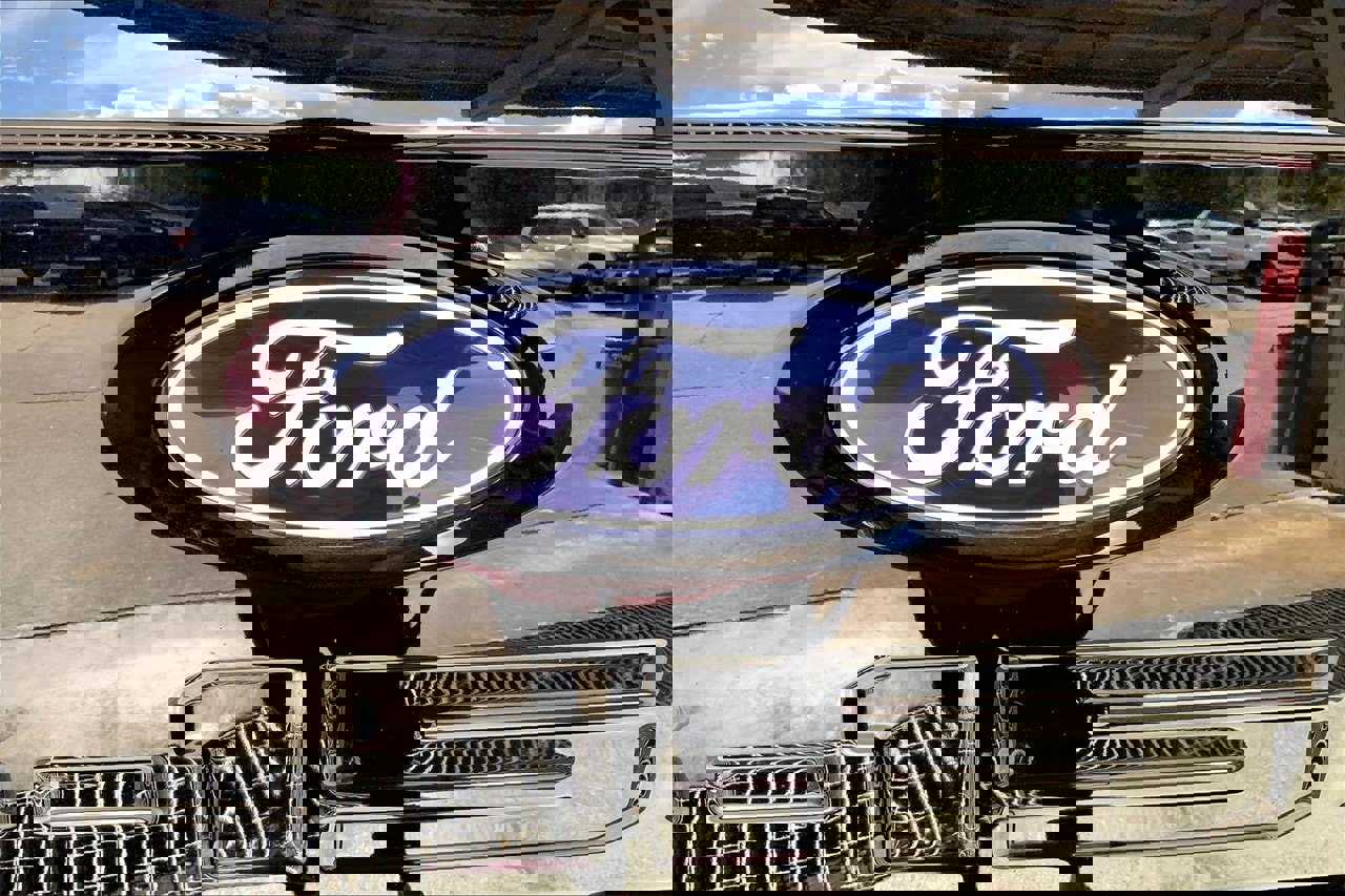 Certified 2025 Ford F150 XLT w/ Equipment Group 301A Standard image 31