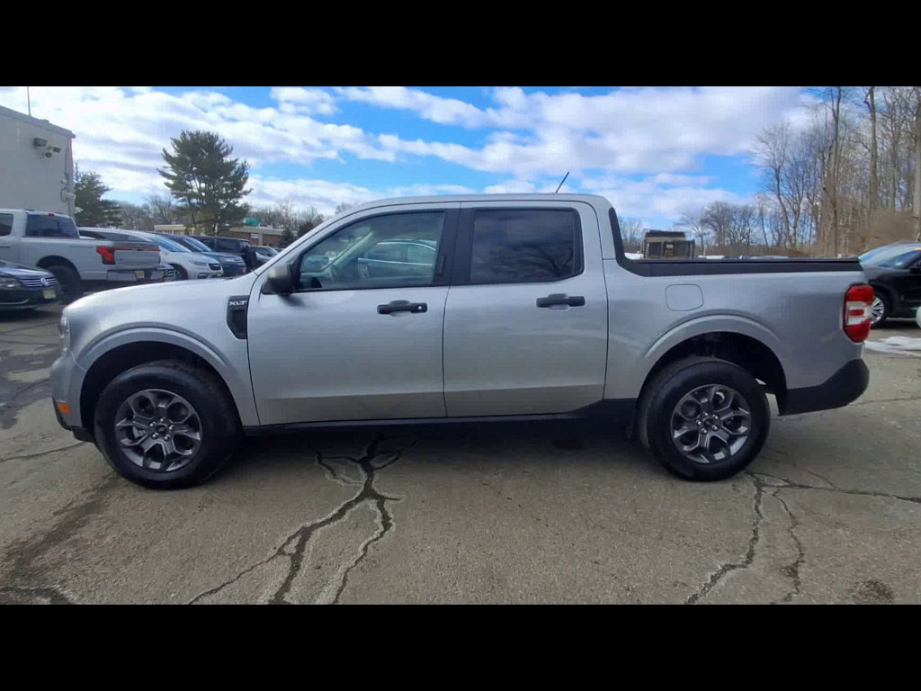 Certified 2023 Ford Maverick XLT image 5