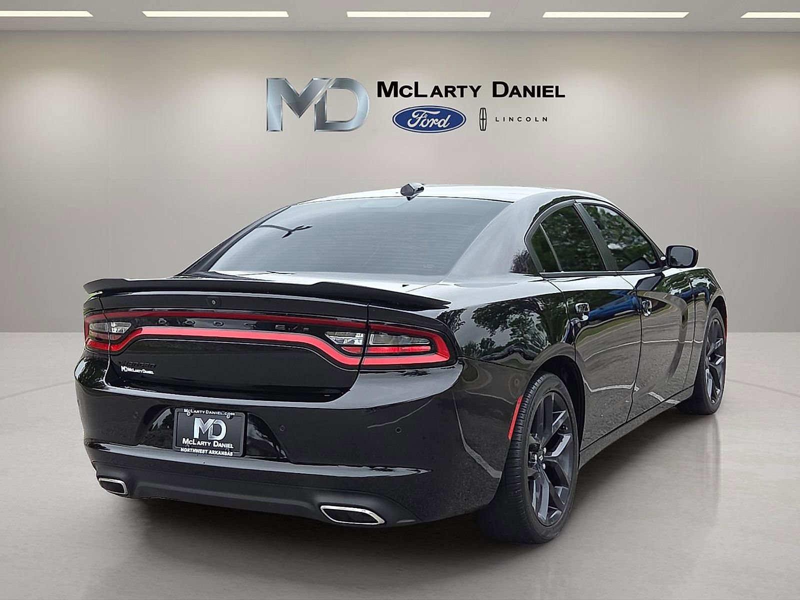 Used 2021 Dodge Charger SXT w/ Plus Group image 5