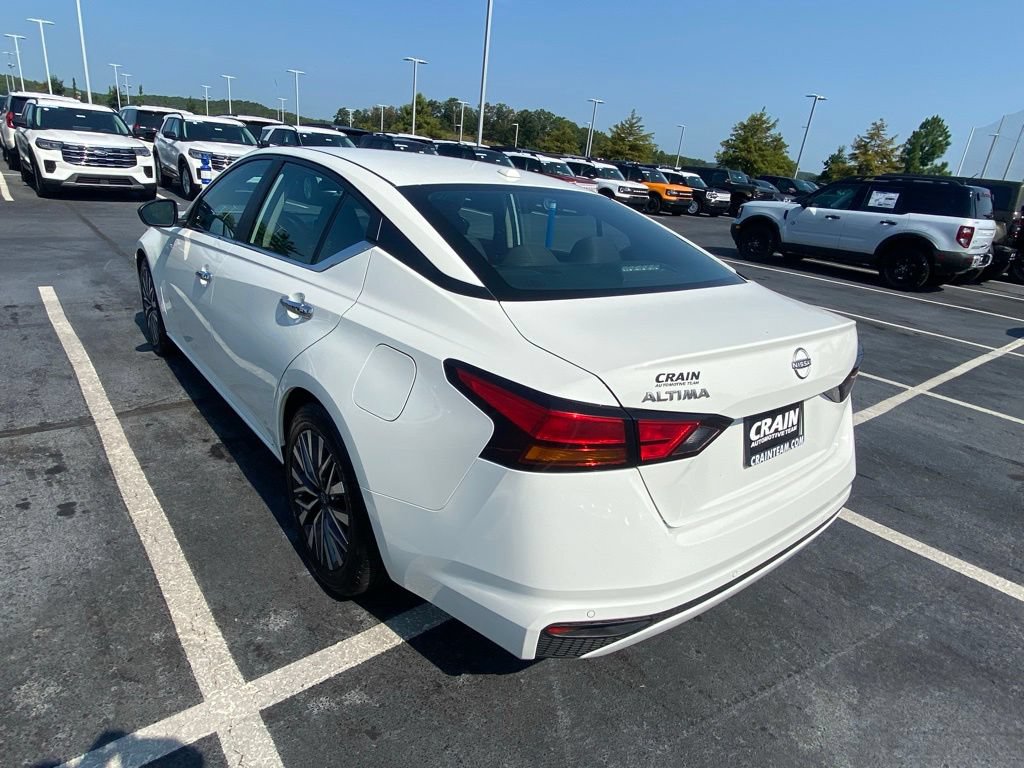 Used 2025 Nissan Altima 2.5 SV FWD image 5