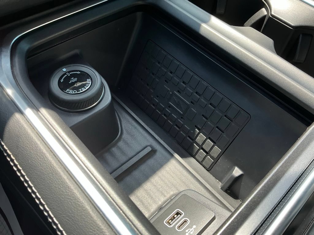 Certified 2025 Ford Expedition Max Platinum w/ Stealth Performance Package AWD/4WD image 47