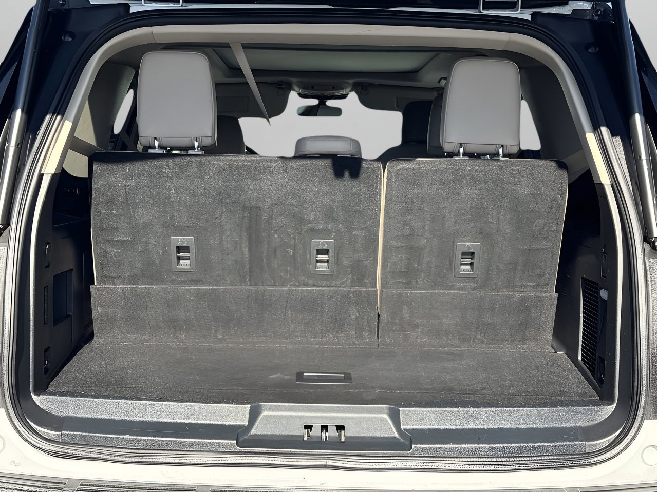 Certified 2022 Ford Expedition Limited image 8