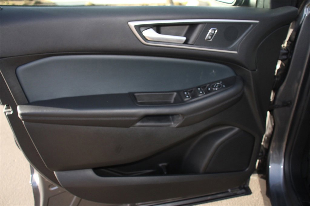 Certified 2024 Ford Edge SEL w/ Sport Appearance Package image 24