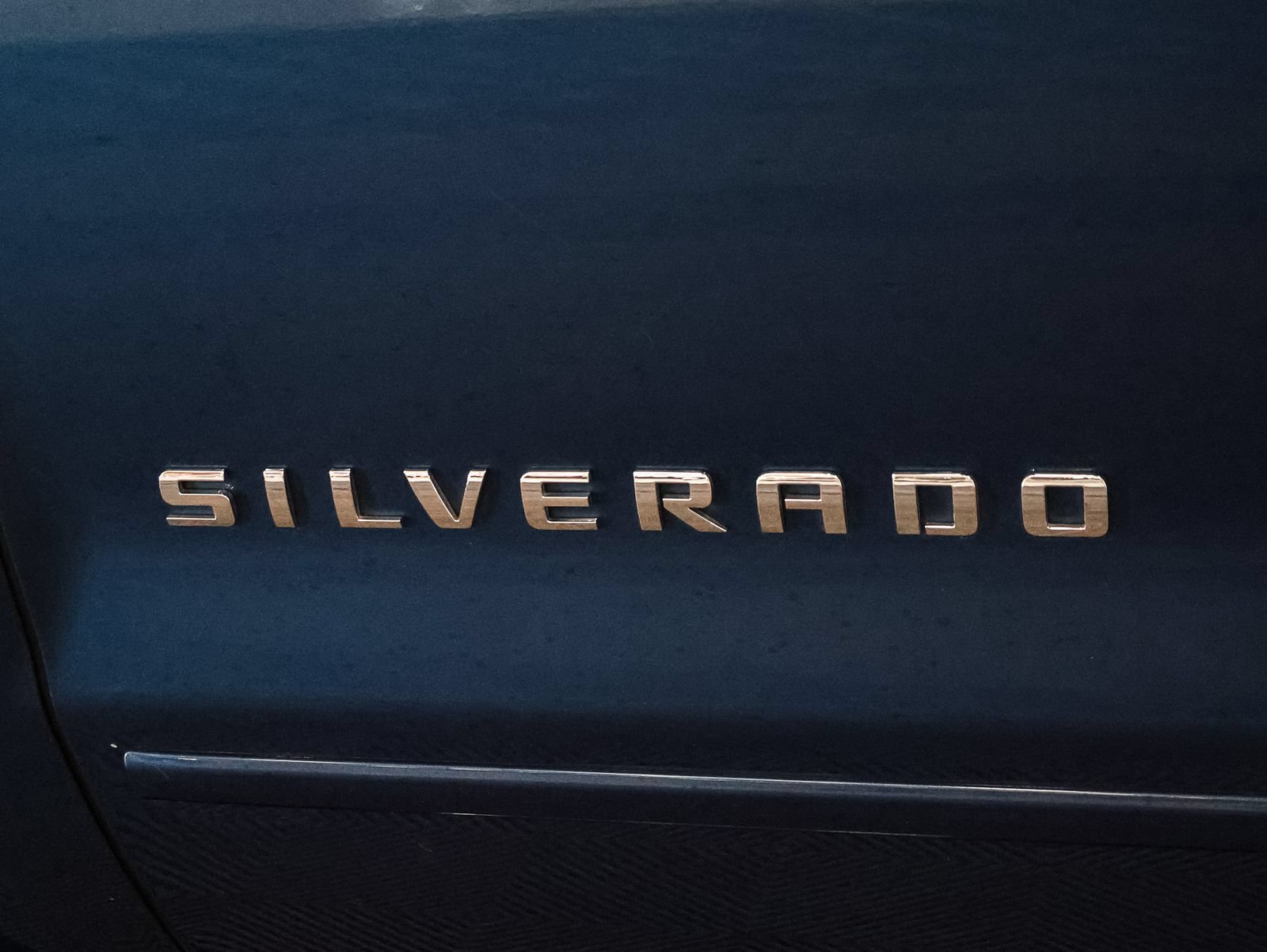 Used 2018 Chevrolet Silverado 1500 LT w/ All Star Edition AWD/4WD image 19