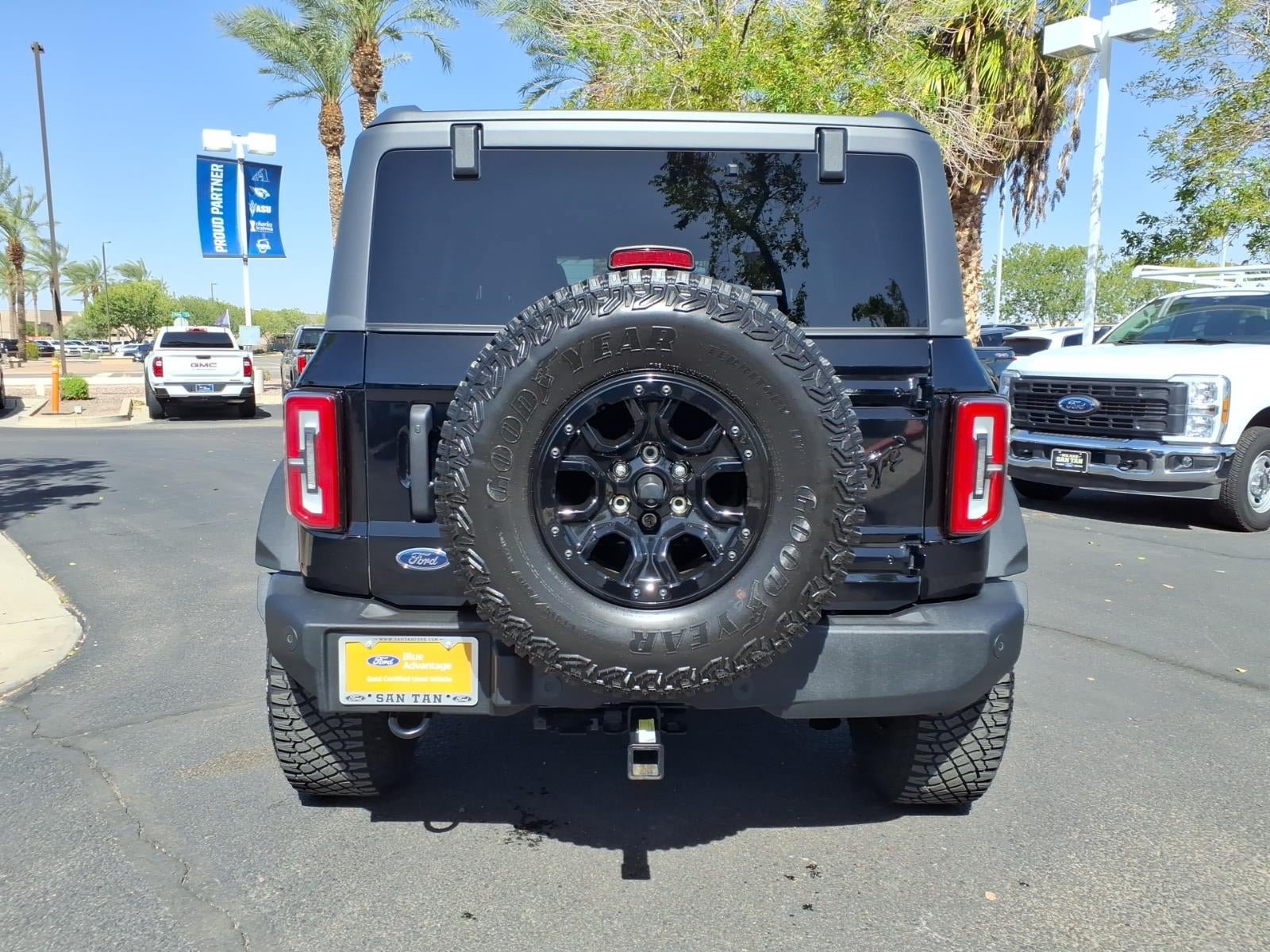 Certified 2024 Ford Bronco Wildtrak AWD/4WD image 5