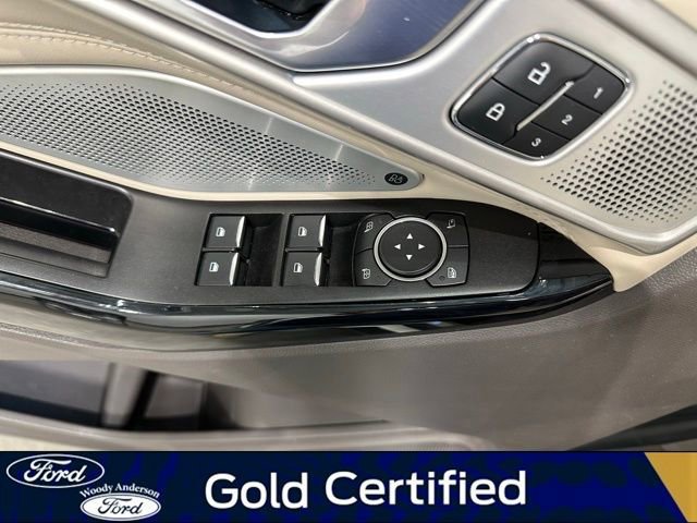 Certified 2022 Ford Explorer Platinum w/ Equipment Group 601A image 25