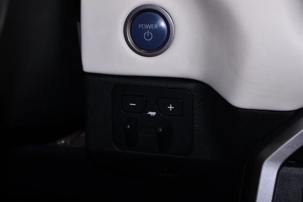 Used 2023 Toyota Tundra Capstone image 33