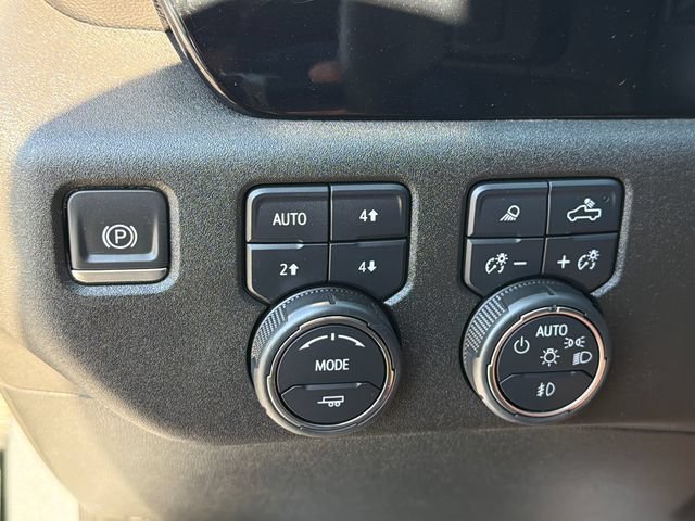 Used 2023 Chevrolet Silverado 1500 RST w/ Convenience Package II AWD/4WD image 34