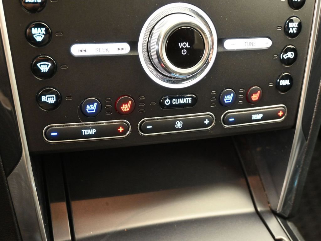 Certified 2018 Ford Explorer Sport w/ Equipment Group 401A image 22