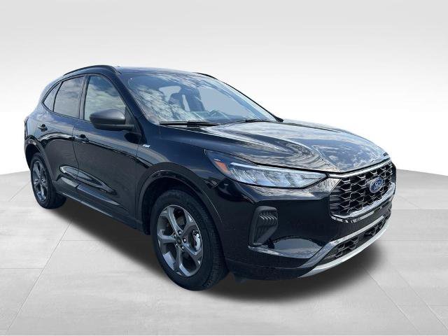 Certified 2023 Ford Escape ST-Line w/ Tech Pack #1 AWD/4WD image 7