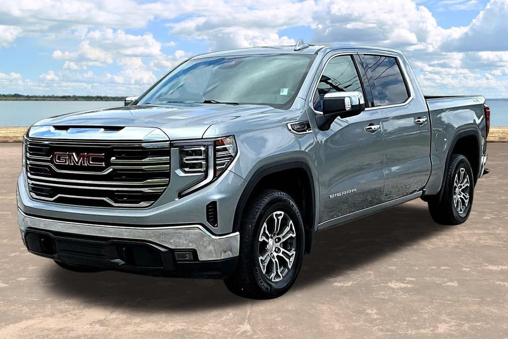 Used 2026 GMC Sierra 1500 SLT AWD/4WD image 4