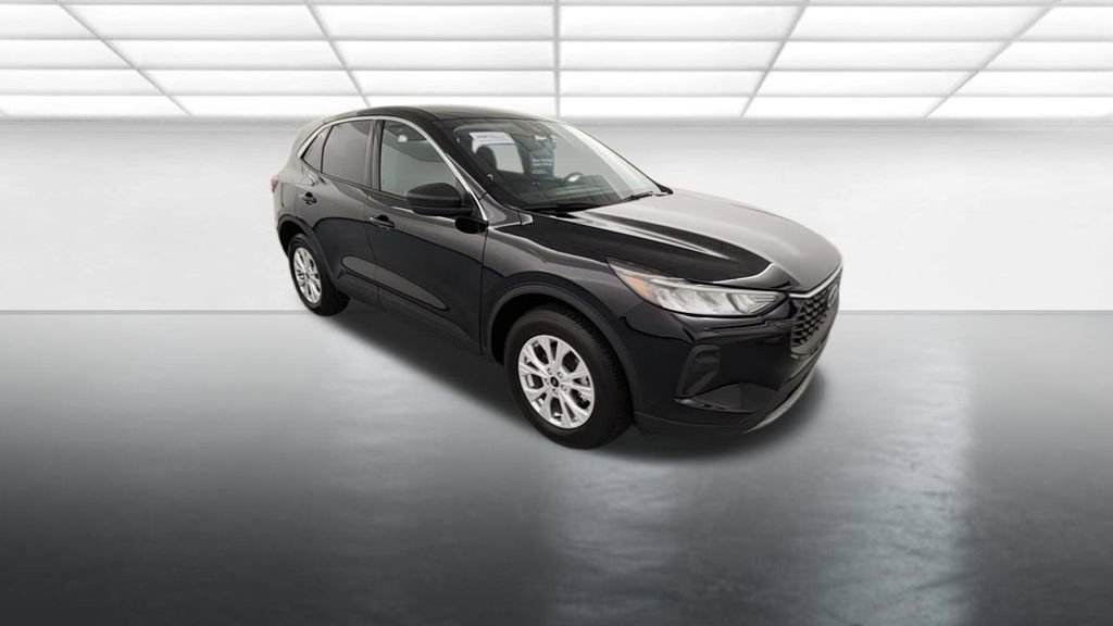 Certified 2023 Ford Escape Active image 10