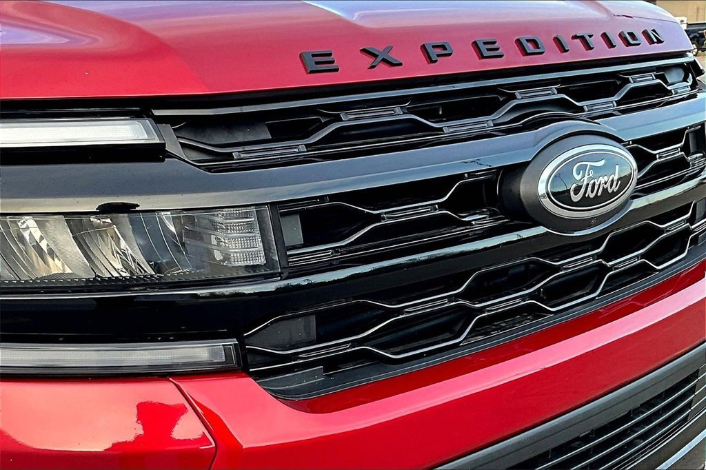 Certified 2022 Ford Expedition Max Limited image 29