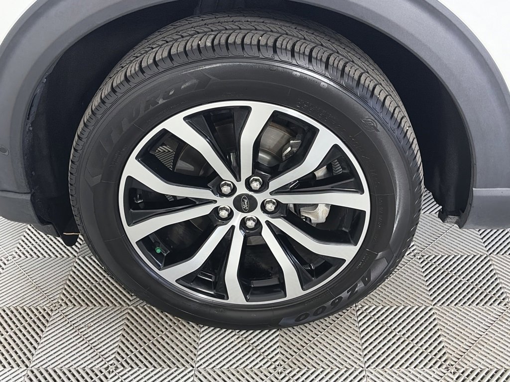 Certified 2021 Ford Explorer ST w/ Equipment Group 401A image 8