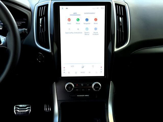 Certified 2022 Ford Edge ST-Line image 26