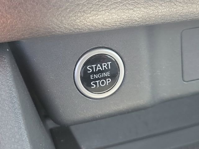 Used 2023 Nissan Rogue SV AWD/4WD image 31