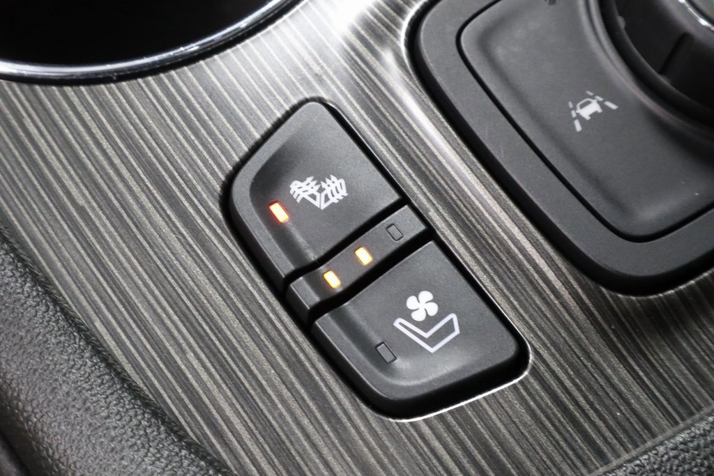 Used 2023 GMC Acadia SLT w/ Preferred Package image 11