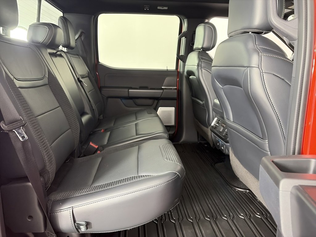 Certified 2023 Ford F150 Raptor w/ Raptor Carbon Fiber Package image 31