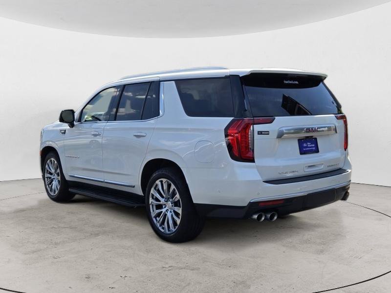 Used 2023 GMC Yukon Denali w/ Advanced Technology Package AWD/4WD image 5