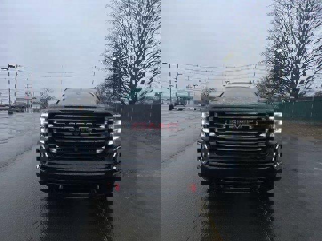 Used 2021 GMC Sierra 1500 AT4 w/ AT4 Premium Package image 4