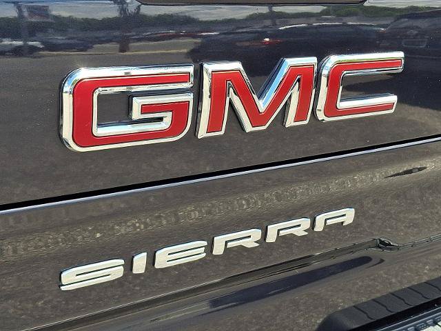 Used 2025 GMC Sierra 1500 SLT AWD/4WD image 31