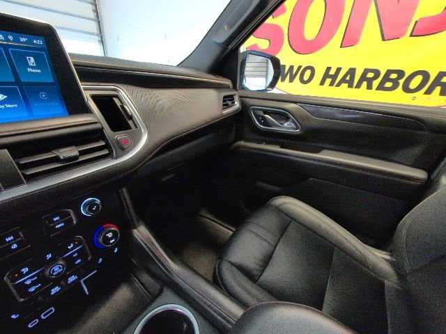 Used 2022 Chevrolet Tahoe RST w/ Luxury Package AWD/4WD image 28