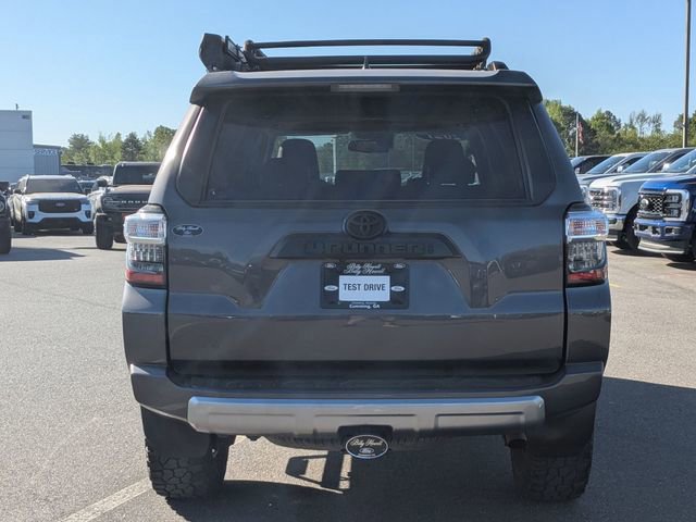 Used 2021 Toyota 4Runner TRD Off-Road Premium w/ Moonroof Package AWD/4WD image 4